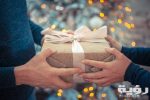 تفسير رؤية التهنئة في المنام 5 تفسير رؤية التهنئة في المنام