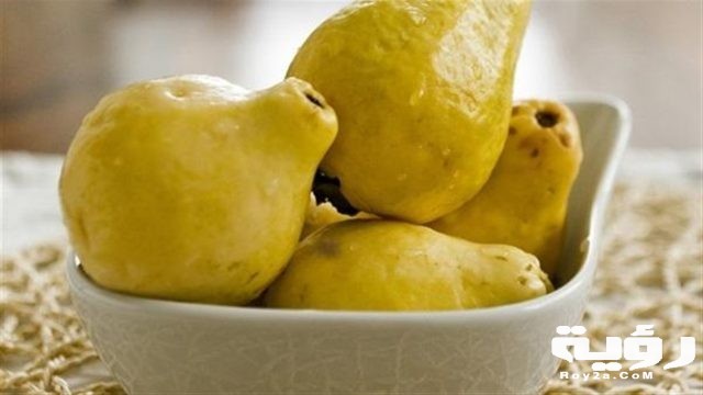 حلمت اني بشتري جوافه
