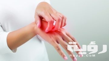 حلمت ان يدي فيها حبوب