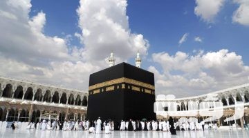 حلمت اني واقفة امام الكعبة