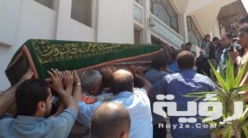 حلمت اني احمل والدي المتوفي على ظهري