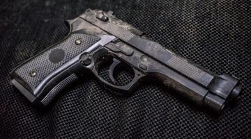 ما تفسير رؤية حلم السلاح في المنام