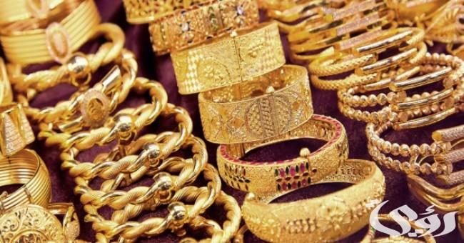 ما تفسير حلم رؤية الأساور الذهب في اليد للحامل