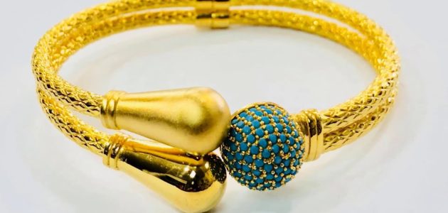 تفسير حلم رؤية اساور ذهب مقطوعة ؟ إليك 5 تفسيرات قيّمة 1 تفسير حلم اساور ذهب مقطوعة