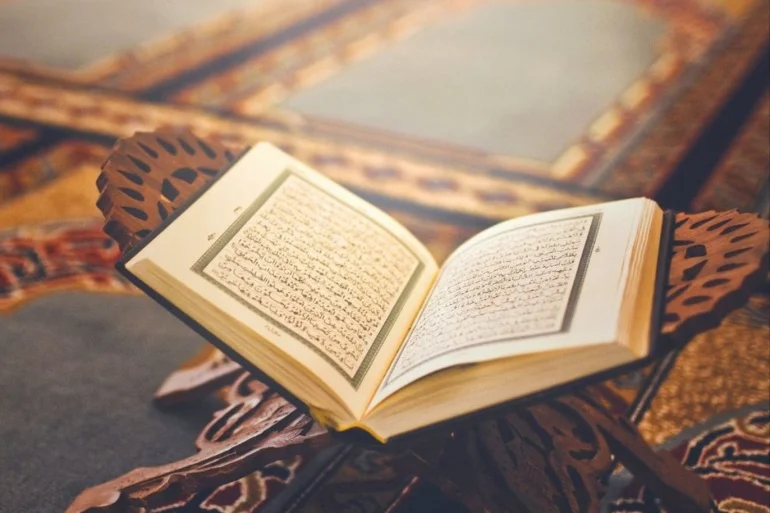 اذاعة مدرسية عن هجر القرآن : مع مقدمة وخاتمة