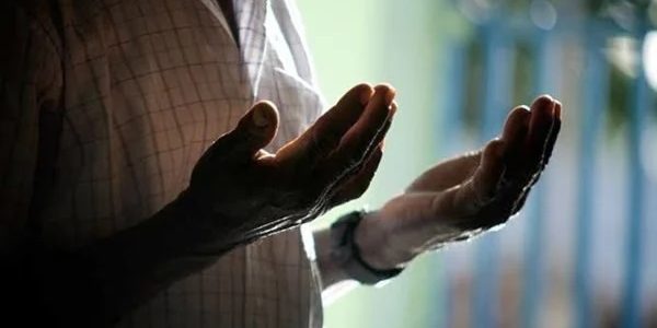 30+ دعاء الخروج من الكرب مكتوب 1 دعاء الخروج من الكرب
