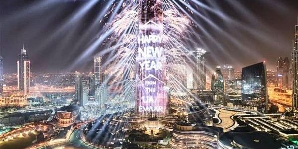 قائمة أسعار إعلانات الطرق في الإمارات 2026 1 أهمية اعلانات الطرق فى الامارات