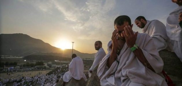 بوستات يوم عرفة مكتوبة ومصورة 2026.. "لبيك اللهم لبيك" 1 بوستات يوم عرفة لبيك اللهم لبيك