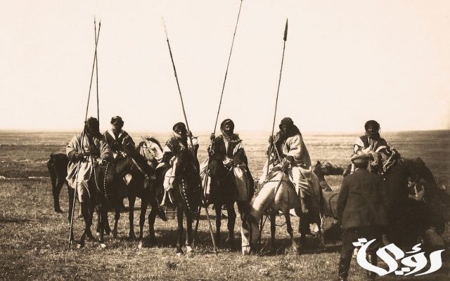 عائلة النمله وش يرجعون