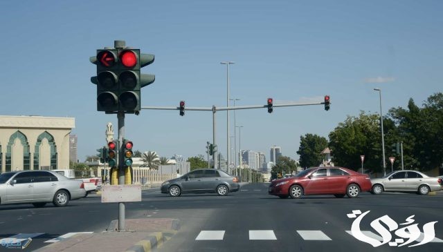 كم مخالفة قطع الإشارة الصفراء في السعودية؟ كم مخالفة قطع الإشارة الصفراء في السعودية؟
