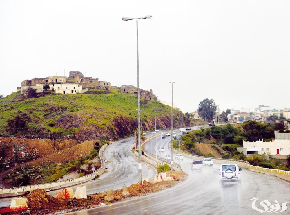 المسافة بين جدة وأبها