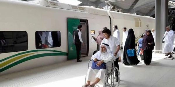 أسعار تذاكر قطار الحرمين من وإلى المدينة وجدة ومكة 2026 1 أسعار تذاكر قطار الحرمين 2024 من وإلى المدينة وجدة ومكة