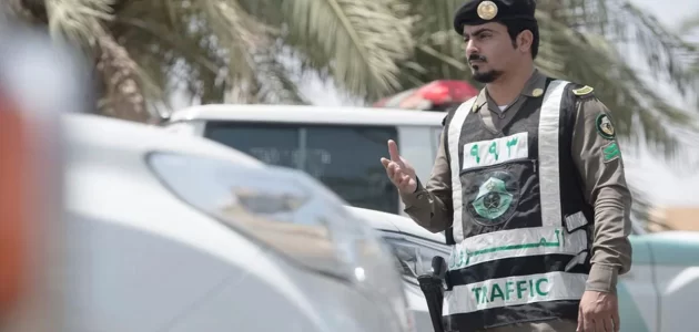 كم قيمة مخالفة اللوحة الممسوحة وغير الواضحة في السعودية 1 كم قيمة مخالفة اللوحة الممسوحة وغير الواضحة في السعودية