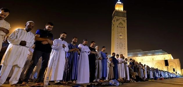 متى وقت صلاة التهجد في الحرم 2026-1447 الساعة كم تبدأ صلاة القيام في العشر الاواخر.. وزارة الاوقاف تجيب 1 متى وقت صلاة التهجد في الحرم الساعة كم 1445 – 2024؟
