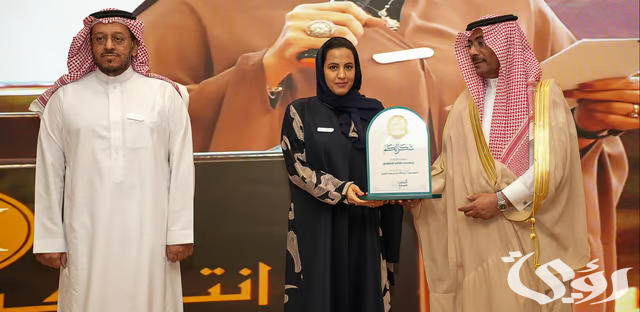 بختام "مدراء عموم النظافة".."الزايدي" يستعرض الخطط والفرص الاستثمارية بمجال النفايات ومنظومة النظافة بختام "مدراء عموم النظافة".."الزايدي" يستعرض الخطط والفرص الاستثمارية بمجال النفايات ومنظومة النظافة