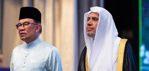 "المؤتمر الدولي للقادة الدينيين" يبدأ أعماله بوقفة تضامنية مع شهداء غزَّة 1 بمشاركة ألفي قيادةٍ دينيةٍ من ٥٧ دولةً.. "المؤتمر الدولي للقادة الدينيين" يستهل أعماله بوقفة تضامنية مع شهداء غزَّة