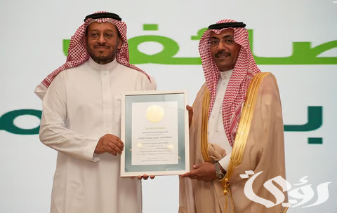 “الزايدي”.. الوزارة تشجع القطاع الخاص والمستثمرين للعمل في مجال إدارة النفايا