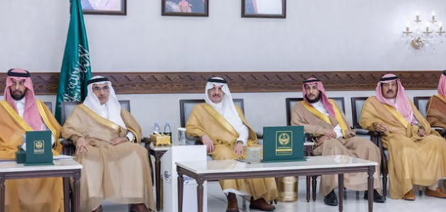 أمير الشرقية يدشن مبادرة "ليالي حاتم" لرعاية المرضى في المنطقة الشرقية 1 شاهد.. أمير الشرقية يدشن مبادرة "ليالي حاتم" لتوفير 10 آلاف ليلة إيواء للمرضى بالمنطقة