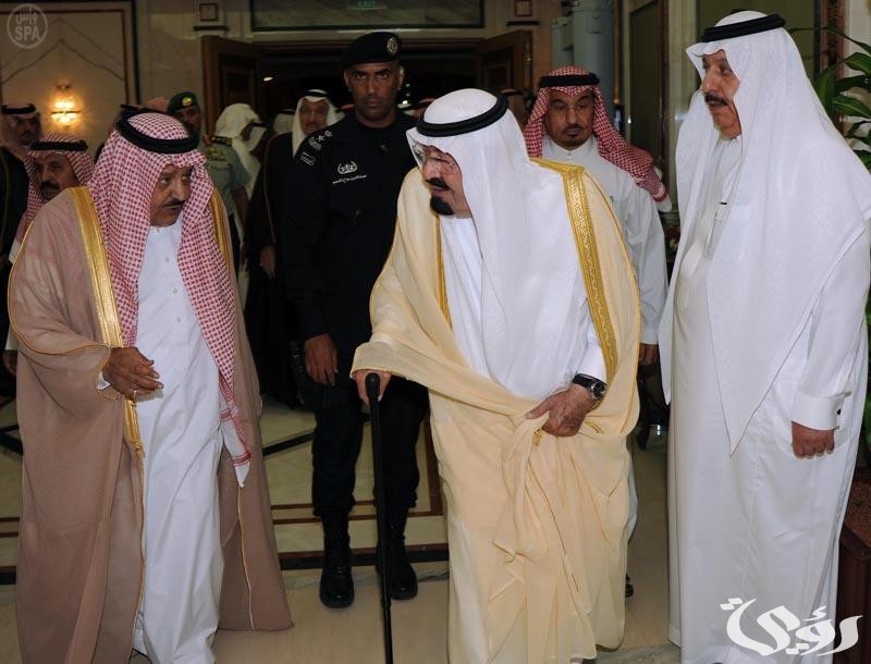 الديوان الملكي “يتابع حالة الملك سلمان الصحية” ويؤكد استكمال الفحوصات الطبية في قصر السلام بجدة