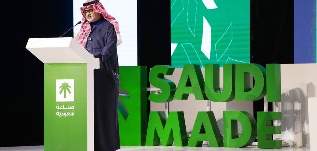 وزير الصناعة السعودي يزور شركة "المراعي" ويثمن جهودها في صناعة الأغذية 1 وزير الصناعة يزور جناح "المراعي" ويثمن جهودها في صناعة الأغذية