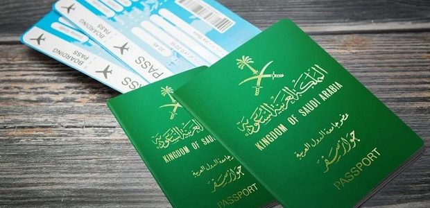 "منصة أبشر" توجّه خطوات تمديد تأشيرة خروج وعودة لمن هم خارج السعودية 1 تمديد تأشيرة خروج وعودة لمن هم خارج المملكة عن طريق أبشر