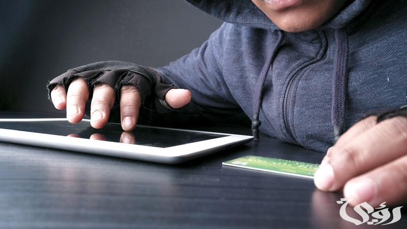 “حكومة الإمارات” تحذر من عقود العمل الوهمية والنصابين