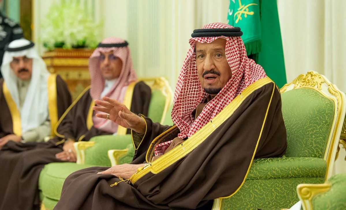 الملك سلمان يصدر أمرًا ملكيًا بترقية 26 قاضيًا بديوان المظالم