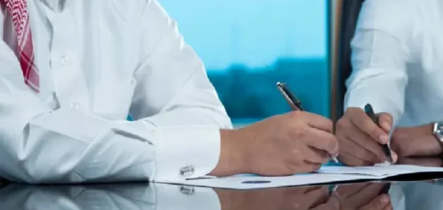 "الموارد البشرية" تقرر منع عمل غير السعوديين بنظام العمل المرن 1 عاجل: منع عمل غير السعوديين بنظام العمل المرن