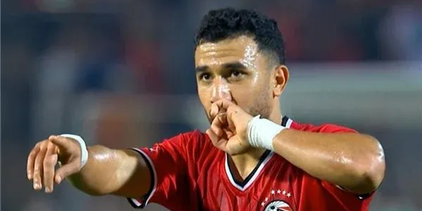 مصر تهزم بوركينا فاسو بثنائية وتتصدر المجموعة في أول مباريات حسام حسن 1 مصر تهزم بوركينا فاسو بثنائية في مباراة حسام حسن الأولى