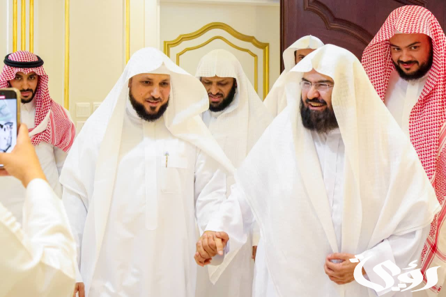 خطيب عرفة "المعيقلي".. نظرة على سيرته العلمية والعملية ومسيرته مع الإمامة والخطابة خطيب عرفة "المعيقلي".. نظرة على سيرته العلمية والعملية ومسيرته مع الإمامة والخطابة