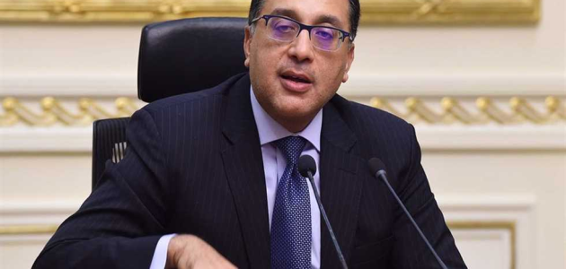 مصطفي مدبولي إجراءات جديدة لتخفيض فترات انقطاع الكهرباء 1 رئيس الوزراء في اجتماع طارئ: إجراءات لتخفيض فترات انقطاع الكهرباء لإنهاء الأزمة في أقرب وقت