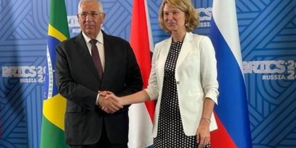 وزير الزراعة المصري يبحث مع نظيرته الروسية آفاق التعاون الزراعي المشترك 1 وزير الزراعة يبحث مع نظيرته الروسية آفاق التعاون الزراعي المشترك بين البلدين الشقيقين