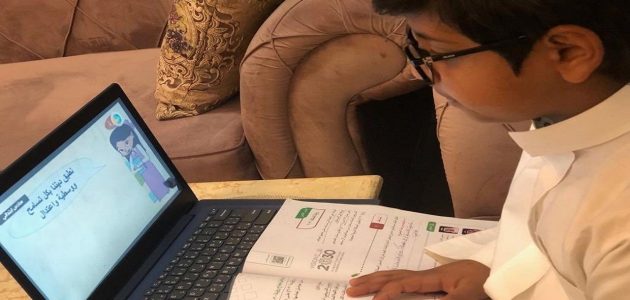 رغمًا عن القرار.. مدارس أهلية تستمر في حجز شهادات الطلاب لتعثر أولياء الأمور في سداد الرسوم 1 مدارس أهلية تستمر في حجز شهادات الطلاب لتعثر أولياء الأمور في سداد الرسوم