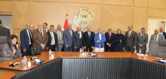 الكهرباء المصرية ترصد 42 مليار جنيه استثمارات للمصرية لنقل الطاقة خلال العام القادم 1 الكهرباء ترصد 42 مليار جنيه استثمارات للمصرية لنقل الطاقة خلال 2024-2025