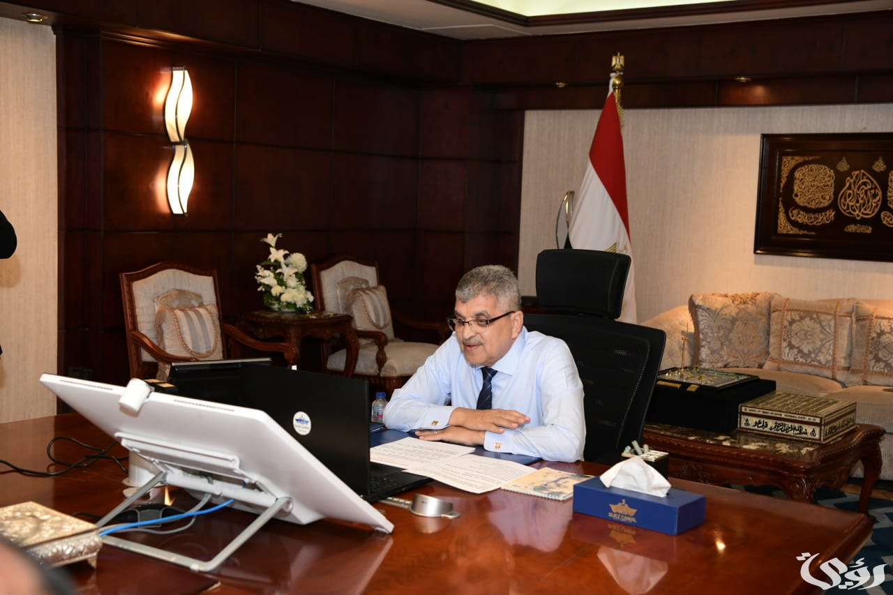 الفريق أسامة ربيع رئيس هيئة قناة السويس يبحث تأثير تطورات منطقة البحر الأحمر