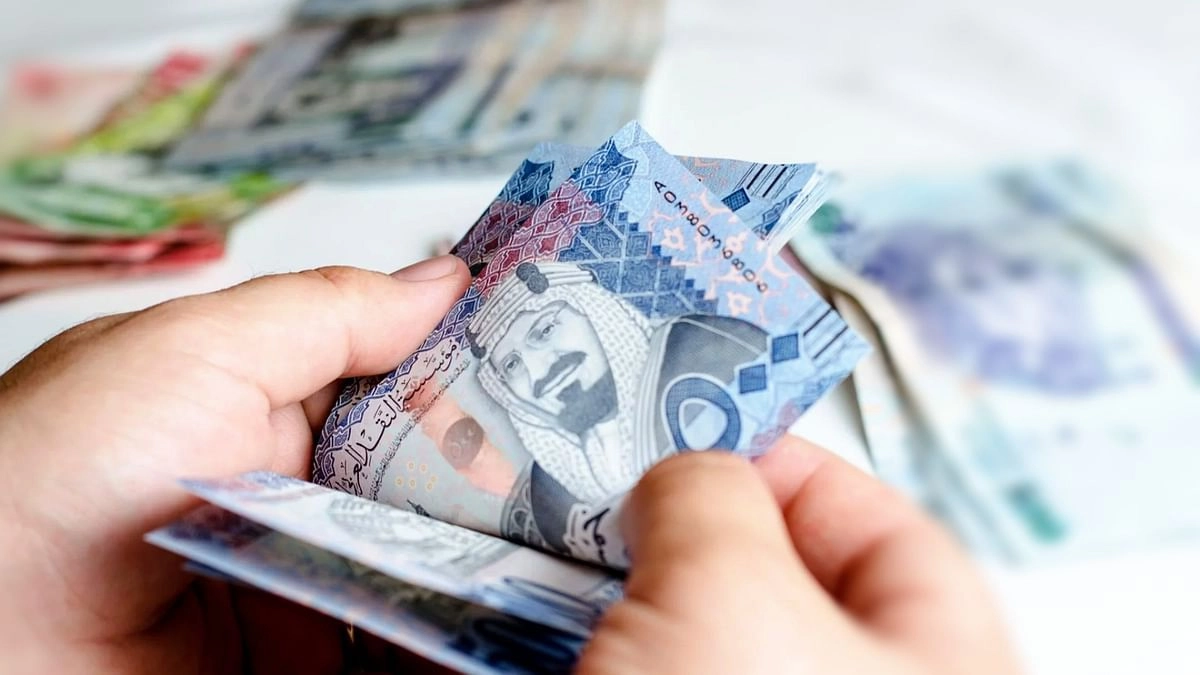 “الموارد البشرية” تجيب متى يتم صرف حافز الاستدامة وشروط وخطوات التسجيل؟