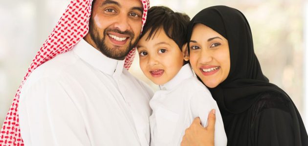 من هم الأقارب المسموح لهم بالزيارة العائلية للسعودية 2026 1 من هم المسموح لهم بالزيارة العائلية للسعودية 2024