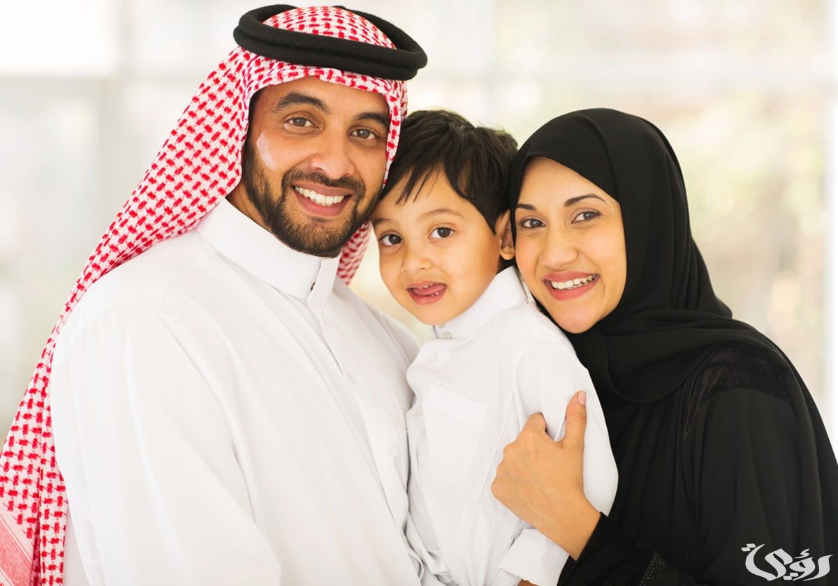 من هم الأقارب المسموح لهم بالزيارة العائلية للسعودية 2026
