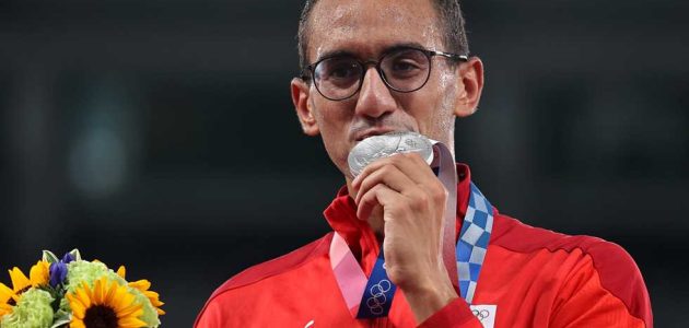 من هو أحمد الجندي الفائز بالميدالية الذهبية في أولمبياد باريس 1 البطل المصري "أحمد الجندي" يفوز بالذهبية في أولومبياد باريس ويفرح قلوب المصريين