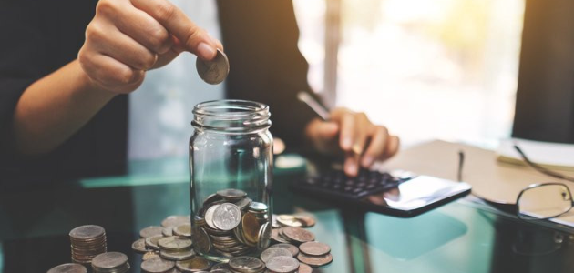 نصائح استثمار مبلغ صغير في البنك في ظل التضخم 1 كيف استثمر مبلغ صغير في البنك ؟ ؛ إليك أفضل 7 طرق للاستثمار