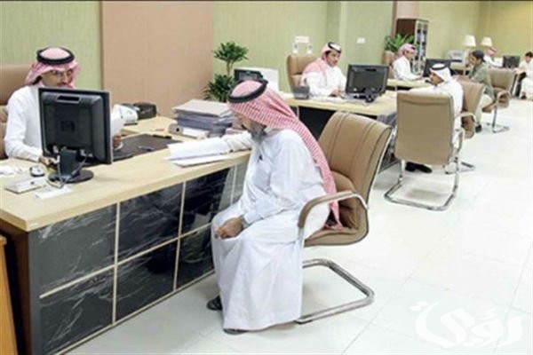 “وزارة العمل” تحدد خطوات تجديد رخص العمل للوافدين