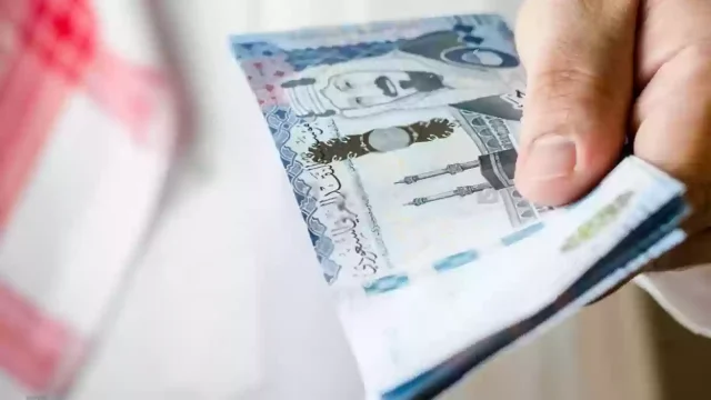 لموظفي القطاع العام والخاص.. تبكير موعد صرف رواتب شهر سبتمبر 2024 بمناسبة اليوم الوطني| ما حقيقة ذلك؟ لموظفي القطاع العام والخاص.. تبكير موعد صرف رواتب شهر سبتمبر 2024 بمناسبة اليوم الوطني| ما حقيقة ذلك؟