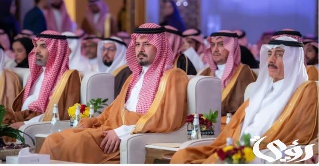 سلمان بن سلطان يرعى الحفل الختامي لموسم تمور المدينة ويتفقد المعرض المصاحب سلمان بن سلطان يرعى الحفل الختامي لموسم تمور المدينة ويتفقد المعرض المصاحب