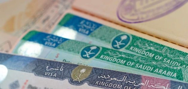 قرارات وضوابط تأشيرة العمرة الجديدة بالسعودية 1447 1 ألا يزيد تمديد الإقامة عن 90 يومًا .. أبرز قرارات وضوابط تأشيرة العمرة الجديدة بالسعودية 1446
