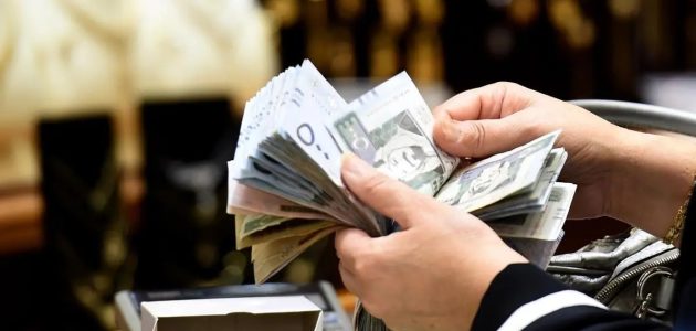 موعد نزول مكافأة الطلاب في السعودية وصرف المقابل المالي 1447 1 متى تنزل مكافأة الطلاب في السعودية 1446 وصرف المقابل المالي؟