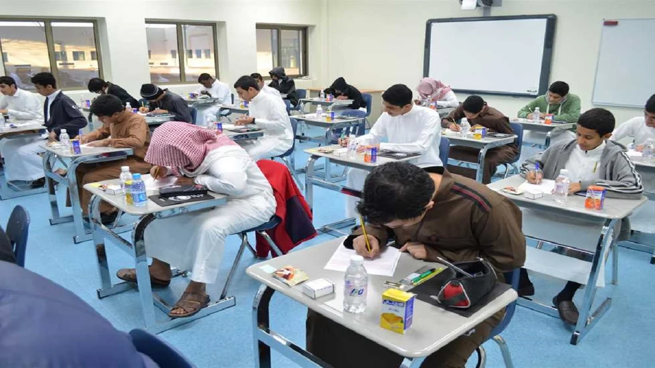 “وزارة التعليم” موعد الدوام الشتوي 1447 في المدارس السعودية