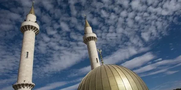 تفسير حلم رؤية سماع أغاني بالمسجد في المنام 1 تفسير حلم رؤية سماع أغاني بالمسجد في المنام