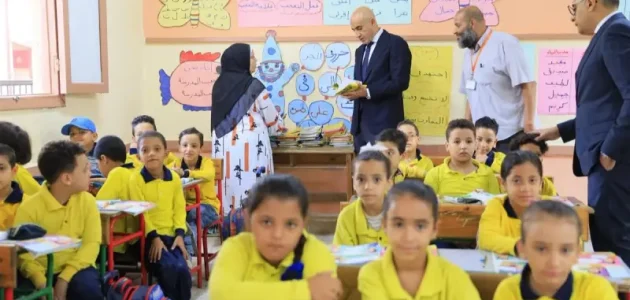 "رؤية" يوضح.. جدول مواعيد امتحانات الفصل الدراسي الأول 2026 وإجازة نصف العام في مصر 1 تفاصيل جدول مواعيد امتحانات الفصل الدراسي الأول 2025 وإجازة نصف العام في مصر