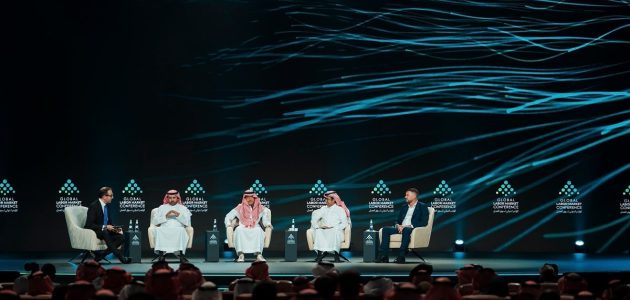 المؤتمر الدولي لسوق العمل يشيد بجهود السعودية في مواجهة التحديات 1 المؤتمر الدولي لسوق العمل يشيد بجهود المملكة في مواجهة التحديات