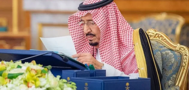 الملك سلمان يأمر بتمديد الدعم الاضافي لحساب المواطن حتى مدة قريبة 1 بأمر الملك سلمان تمديد الدعم الاضافي لحساب المواطن حتى هذا الموعد واستمرار فتح باب التسجيل
